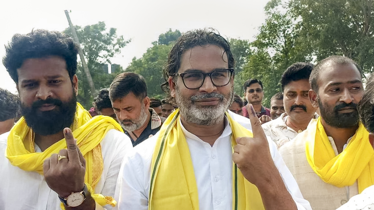 https://www.salarnews.in/public/uploads/images/newsimages/maannewsimage14112025_184034_Prashant Kishor (1).png